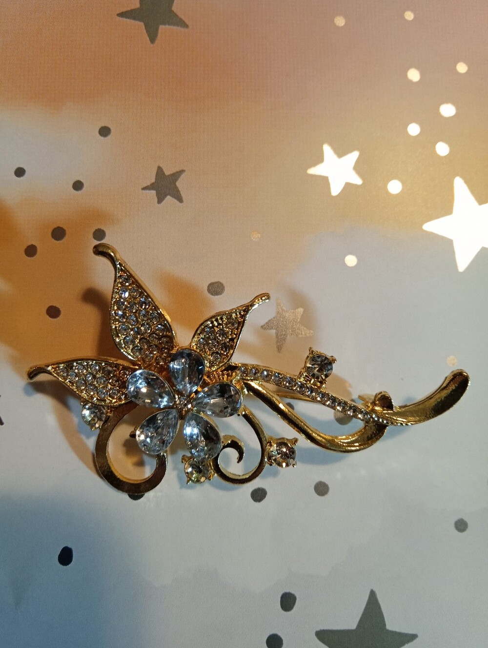 Elegant Gold Floral Crystal Brooch - Gold Clear Rhinestones